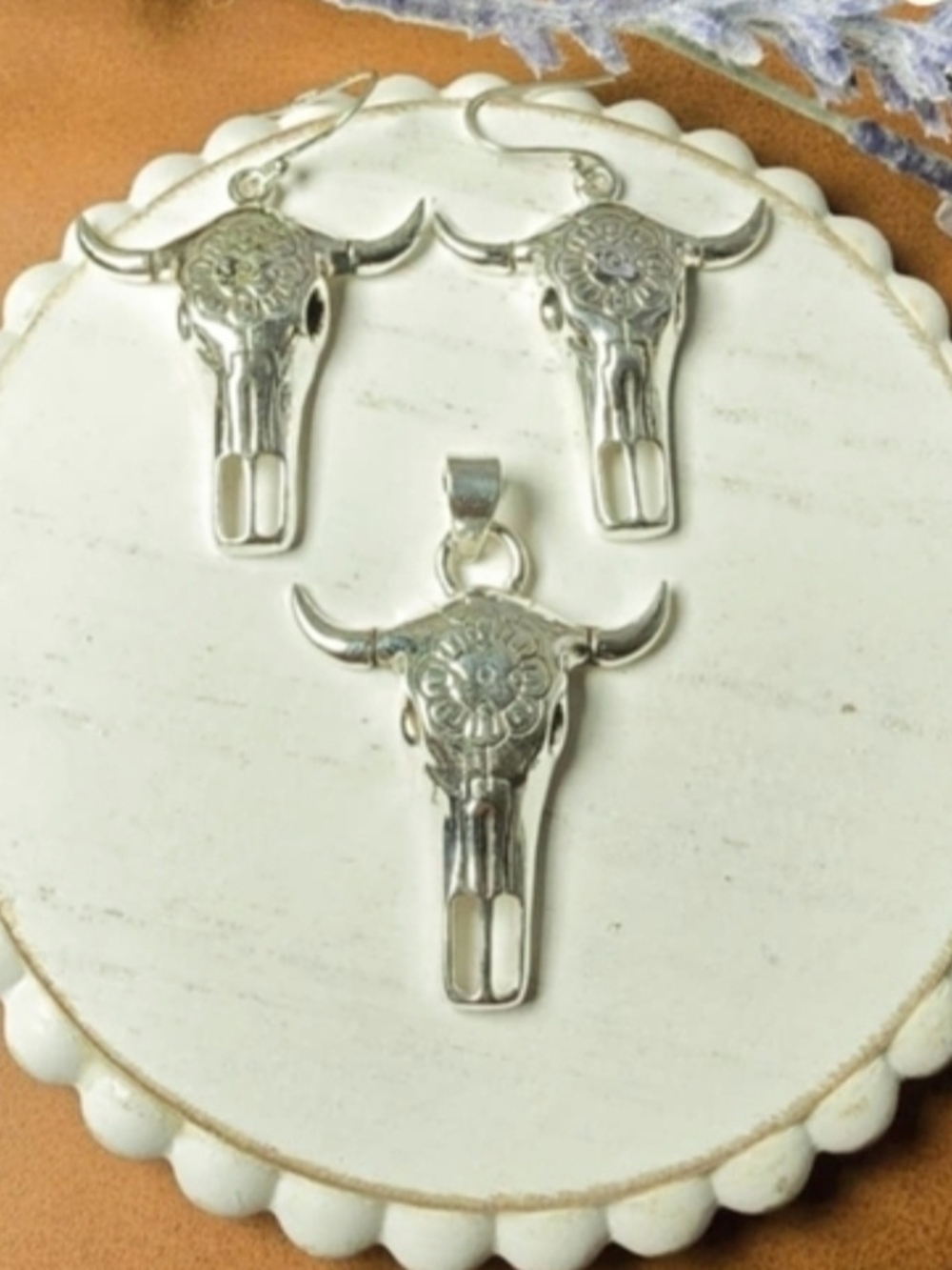 Silver-Tone Longhorn Skull Pendant & Earrings Set - Western Floral Accents
